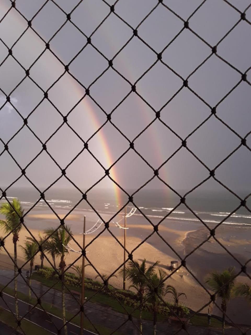 De Frente Pro Mar Praia Grande (Santos) Exterior foto
